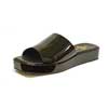mules femme grande taille du 40 au 48, vernis noir, talon de 3 à 4 cm, mode sandales plates detente talons compensés, chaussures pour l&#039;été