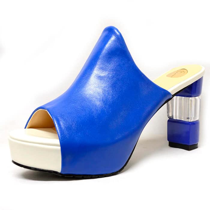 sabots femme grande taille du 40 au 48, cuir lisse bleu, talon de  9 cm et plus, à patins fantaisie, chaussures pour l'été