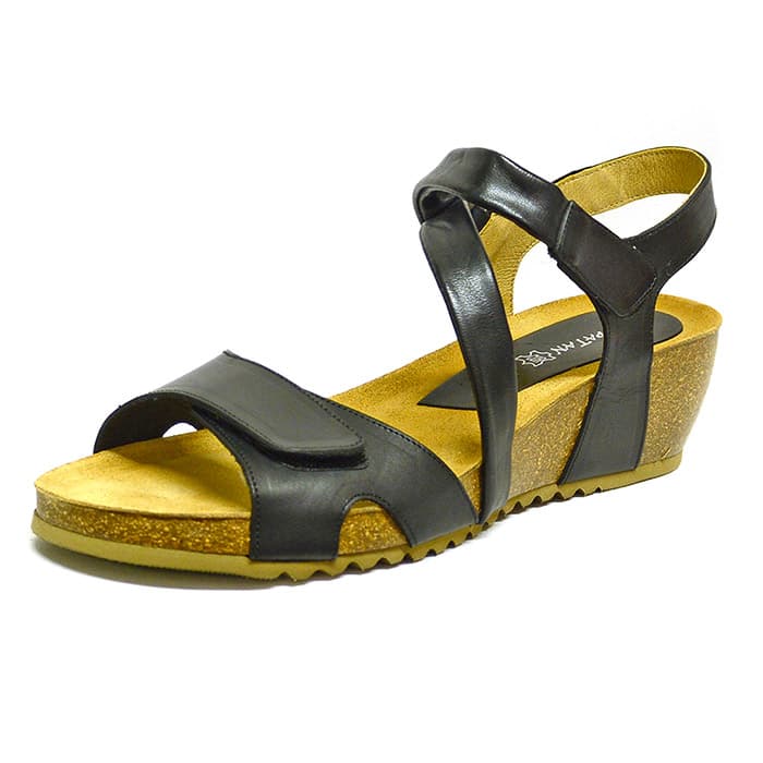 sandales femme grande taille du 40 au 48, cuir lisse noir, talon de 5 à 6 cm, confort detente talons compensés, chaussures pour l'été