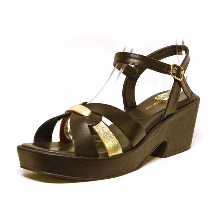 sandales femme grande taille du 40 au 48, cuir lisse noir, talon de 7 à 8 cm, à patins mode tendance detente, chaussures pour l&#039;été
