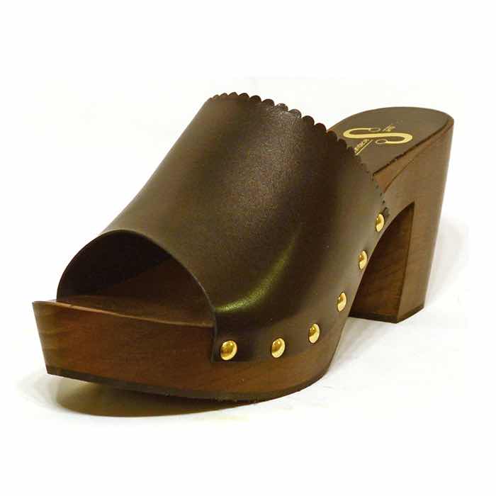 sabots femme grande taille du 40 au 48, cuir lisse noir, talon de  9 cm et plus, à patins mode talon haut sandales talons hauts detente, chaussures pour l&#039;été